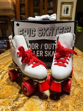 Epic Indoor Outdoor Roller Skates Size 7 White